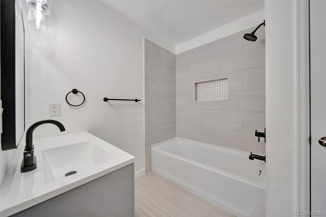 3626 S Idalia Street, Aurora, CO 80013