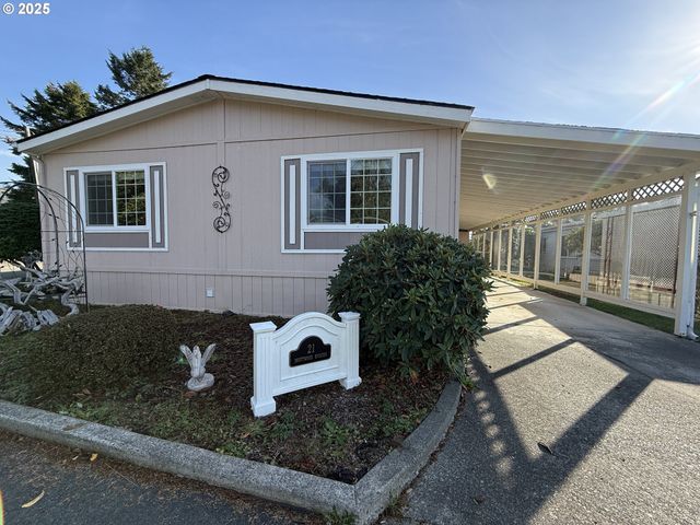 16063 DRIFTWOOD Ln 21, Brookings, OR 97415