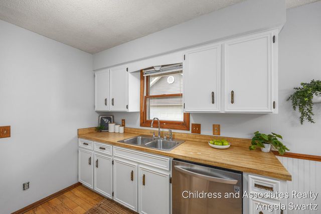 4287 Trojan Drive, Wyoming, MI 49519