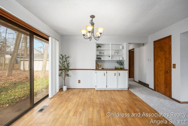 4287 Trojan Drive, Wyoming, MI 49519