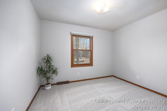 4287 Trojan Drive, Wyoming, MI 49519