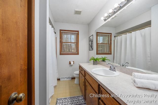 4287 Trojan Drive, Wyoming, MI 49519