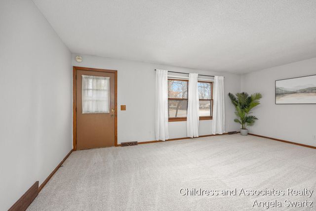 4287 Trojan Drive, Wyoming, MI 49519