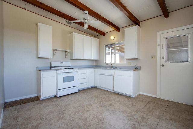 74965 Serrano Drive, 29 Palms, CA 92277