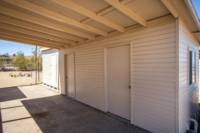 74965 Serrano Drive, 29 Palms, CA 92277