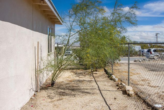 74965 Serrano Drive, 29 Palms, CA 92277