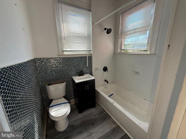 1009 POPLAR GROVE ST, Baltimore, MD 21216