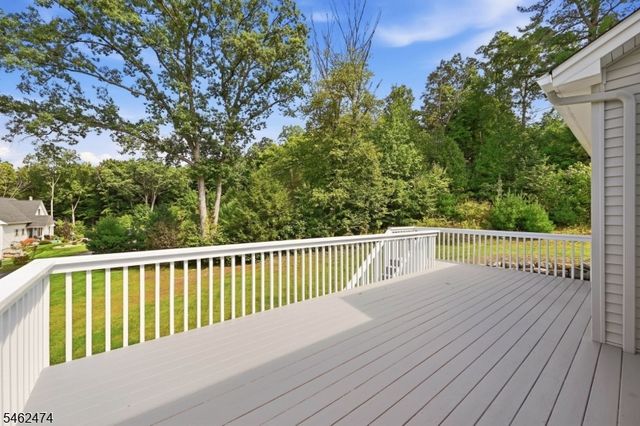 58 Leslie Dr, West Milford Twp., NJ 07480