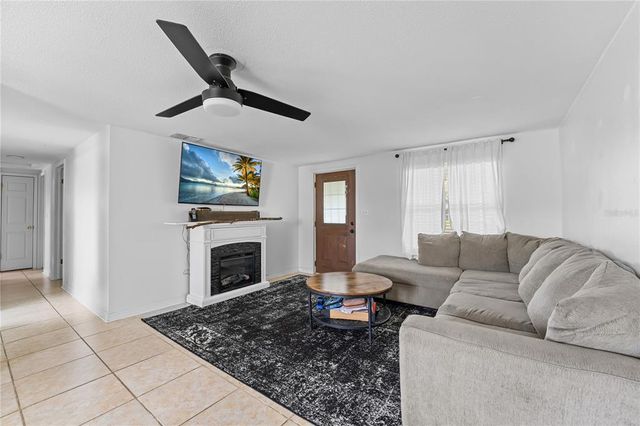 536 ELLERBE WAY, Lakeland, FL 33801