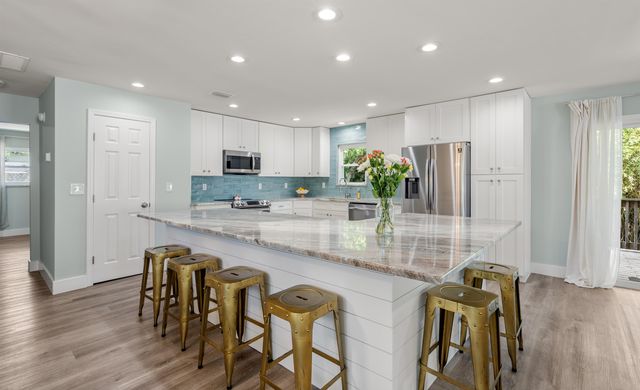 334 Seabreeze Ave, St Augustine, FL 32080