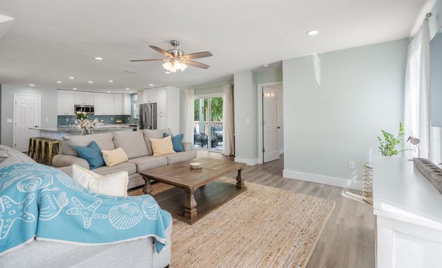 334 Seabreeze Ave, St Augustine, FL 32080