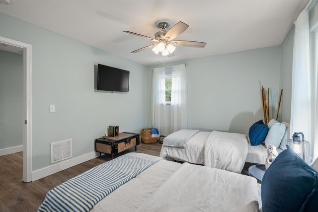 334 Seabreeze Ave, St Augustine, FL 32080