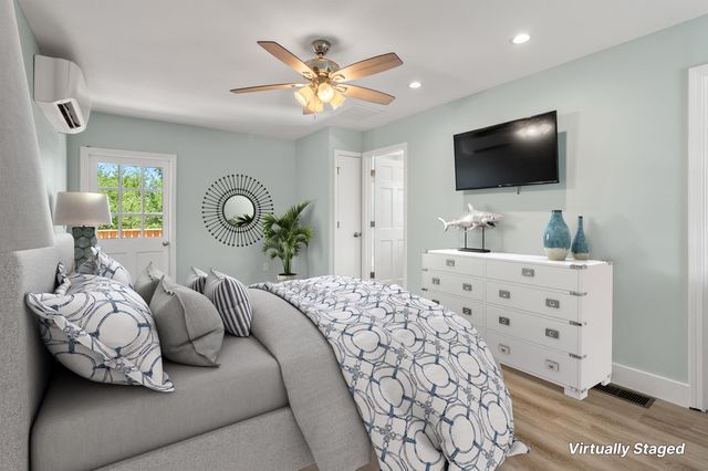 334 Seabreeze Ave, St Augustine, FL 32080