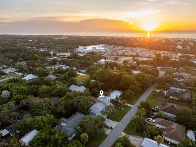 334 Seabreeze Ave, St Augustine, FL 32080