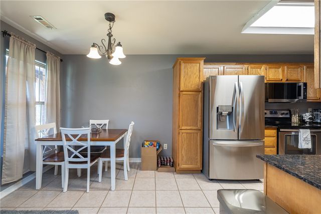 330 Beasley Drive, Centerton, AR 72719