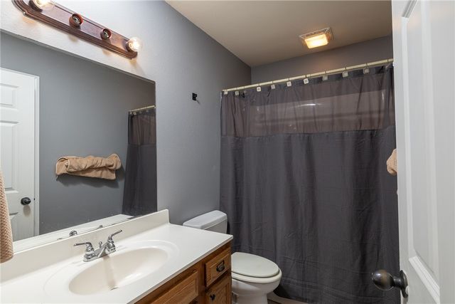 330 Beasley Drive, Centerton, AR 72719