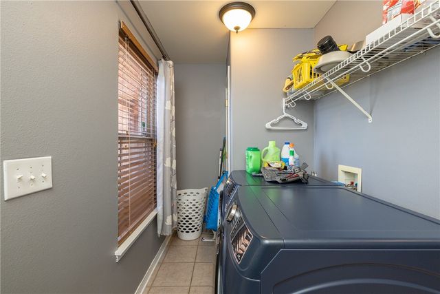 330 Beasley Drive, Centerton, AR 72719