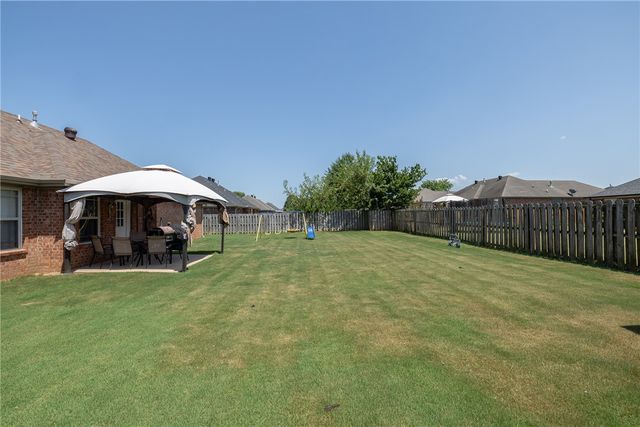330 Beasley Drive, Centerton, AR 72719