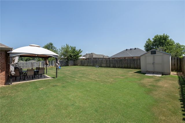 330 Beasley Drive, Centerton, AR 72719