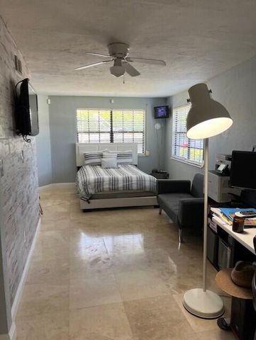 5880 NE 22nd Avenue, Fort Lauderdale, FL 33308