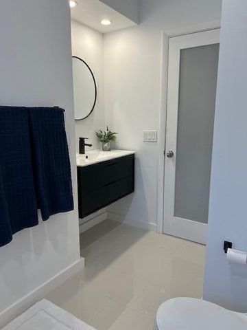 5880 NE 22nd Avenue, Fort Lauderdale, FL 33308