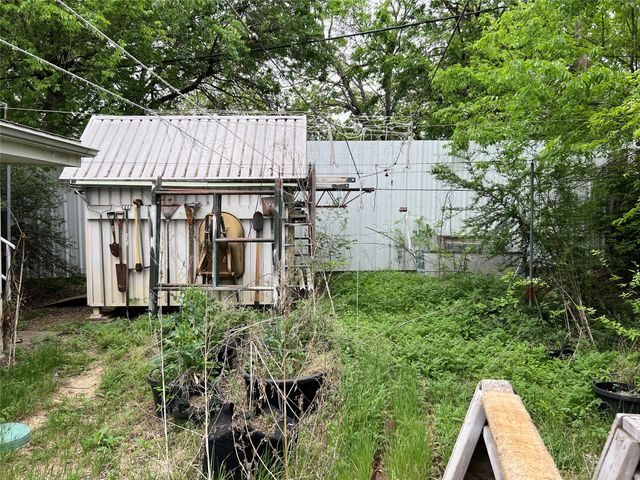 3400 Avenue C, Fort Worth, TX 76105