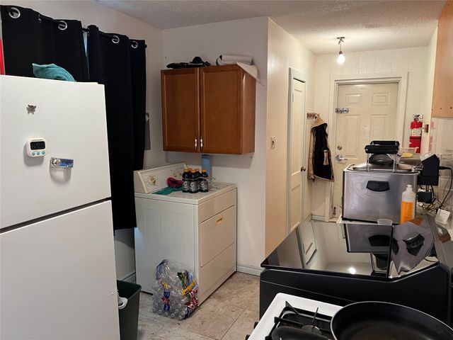 3400 Avenue C, Fort Worth, TX 76105