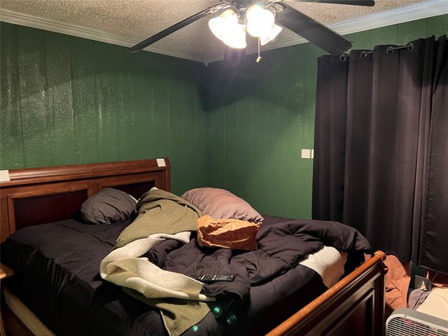 3400 Avenue C, Fort Worth, TX 76105