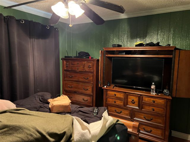 3400 Avenue C, Fort Worth, TX 76105