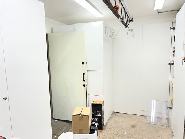 3400 Avenue C, Fort Worth, TX 76105