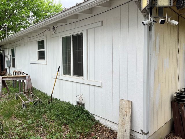 3400 Avenue C, Fort Worth, TX 76105