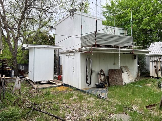 3400 Avenue C, Fort Worth, TX 76105