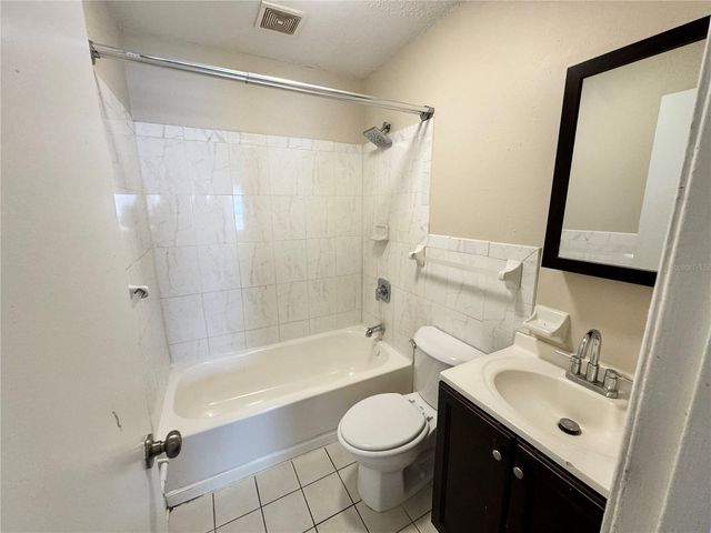 1001 CRAWFORD STREET, Leesburg, FL 34748