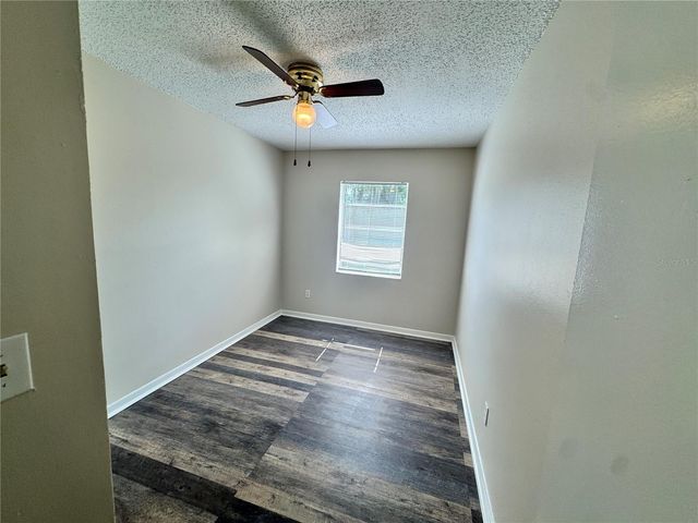 1001 CRAWFORD STREET, Leesburg, FL 34748