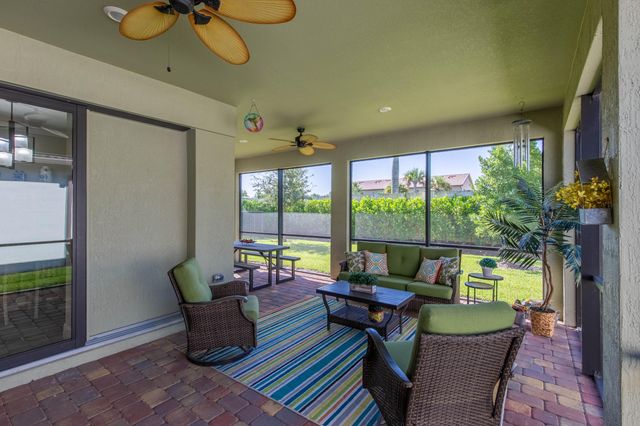 8161 Hanoverian Drive, Lake Worth, FL 33467