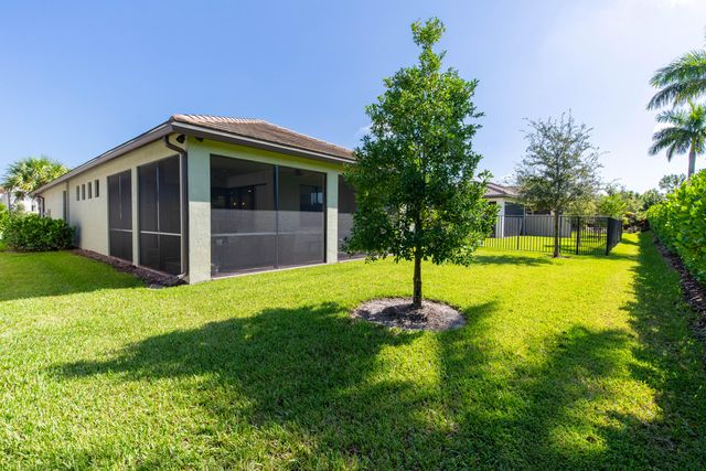 8161 Hanoverian Drive, Lake Worth, FL 33467