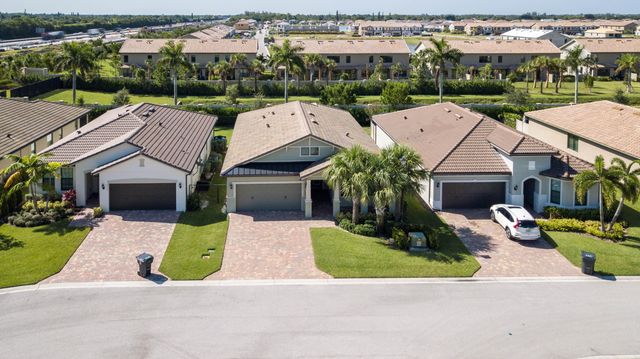 8161 Hanoverian Drive, Lake Worth, FL 33467