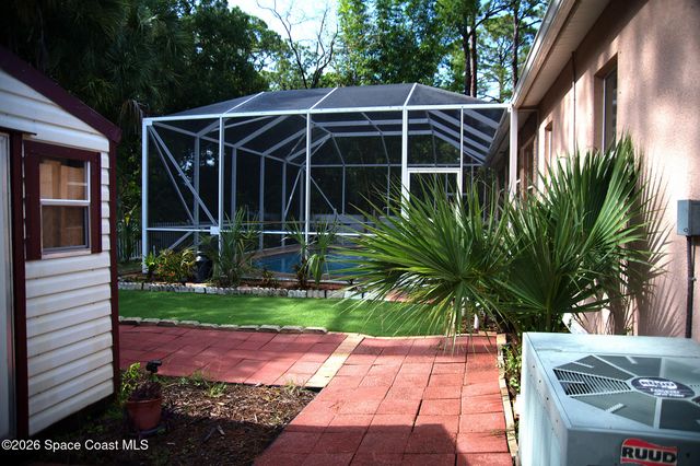 182 Shalimar Avenue NW, Palm Bay, FL 32907
