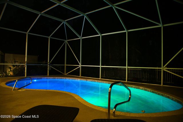 182 Shalimar Avenue NW, Palm Bay, FL 32907