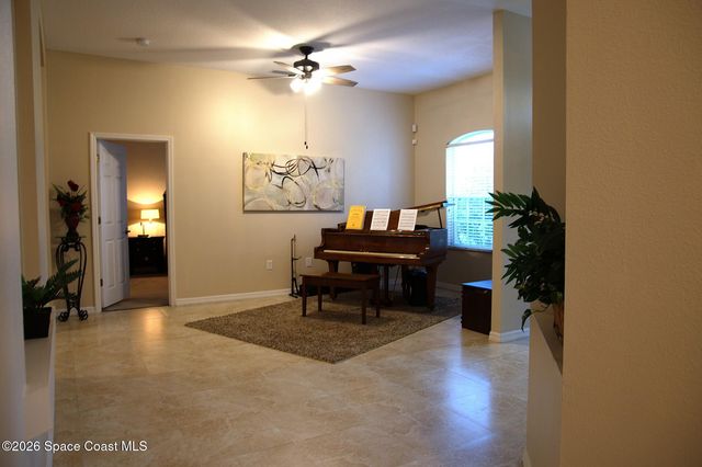182 Shalimar Avenue NW, Palm Bay, FL 32907