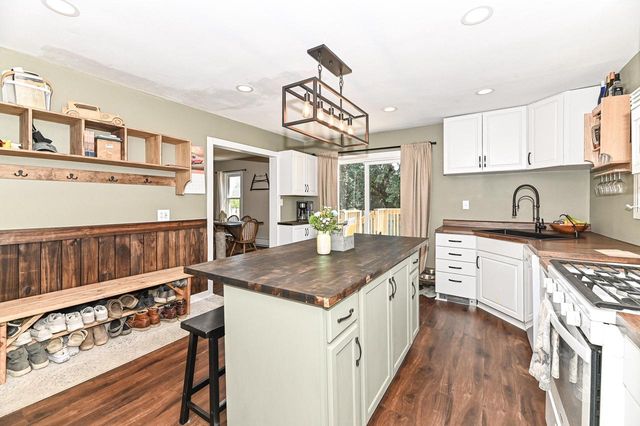 726 High STREET, Union Grove, WI 53182
