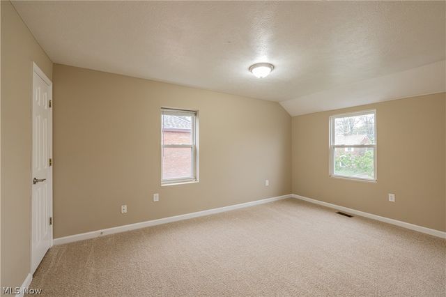 17511 Throckley Avenue, Cleveland, OH 44128