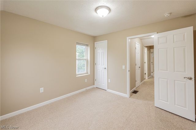 17511 Throckley Avenue, Cleveland, OH 44128
