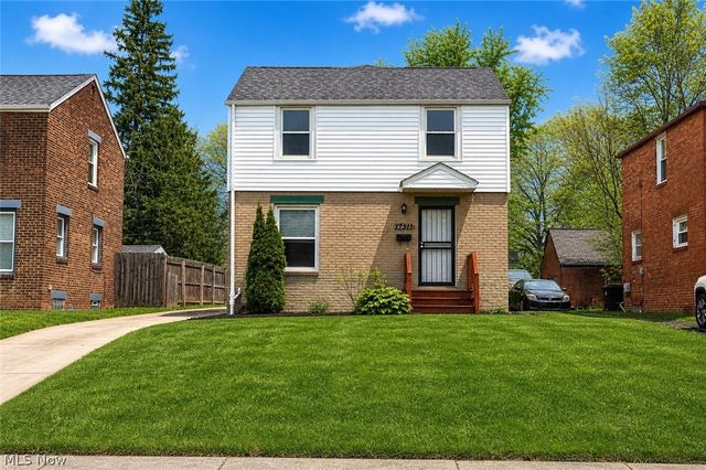17511 Throckley Avenue, Cleveland, OH 44128