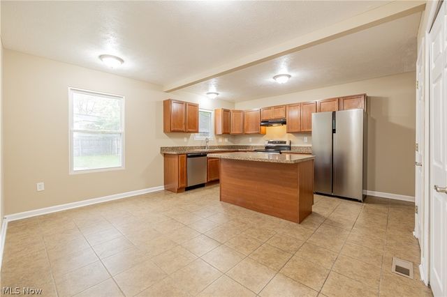 17511 Throckley Avenue, Cleveland, OH 44128