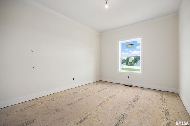 720 WELLINGTON Drive, Washington, IL 61571