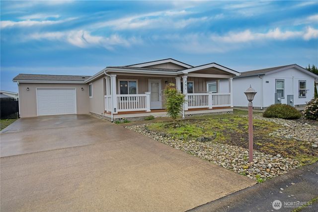 731 W. Heritage Loop, Sequim, WA 98382