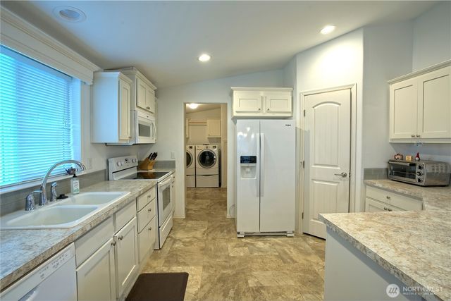 731 W. Heritage Loop, Sequim, WA 98382