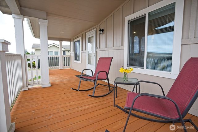 731 W. Heritage Loop, Sequim, WA 98382