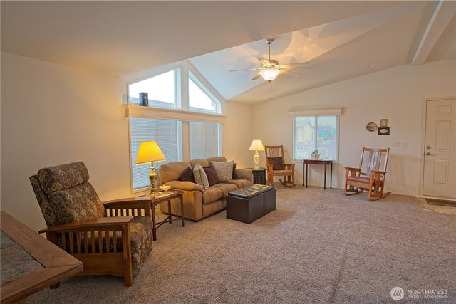 731 W. Heritage Loop, Sequim, WA 98382